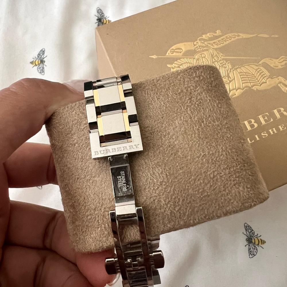 Burberry Gold and Silver Men's Watch - Picture 3 of 5